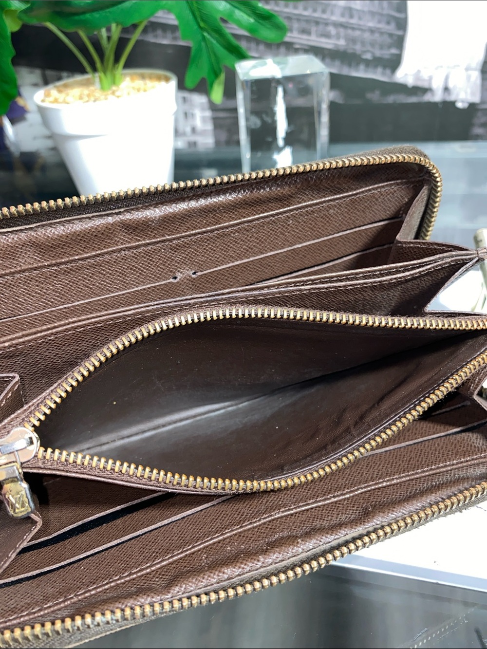 Authentic Rare Louis Vuitton Vintage Damier Zippy Wallet - Picture 16 of 16